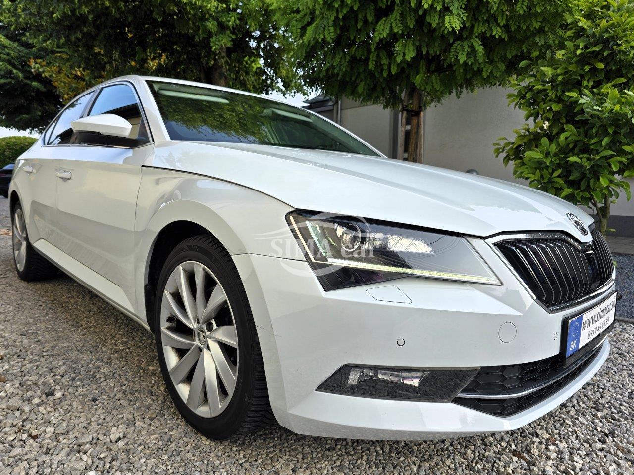 Škoda Superb 2.0 TDI Style DSG EU6, Mesačne: 298€
